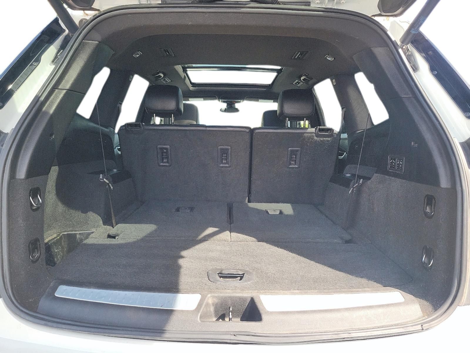 Photo 2020 Cadillac XT6 Premium Luxury AWD #6
