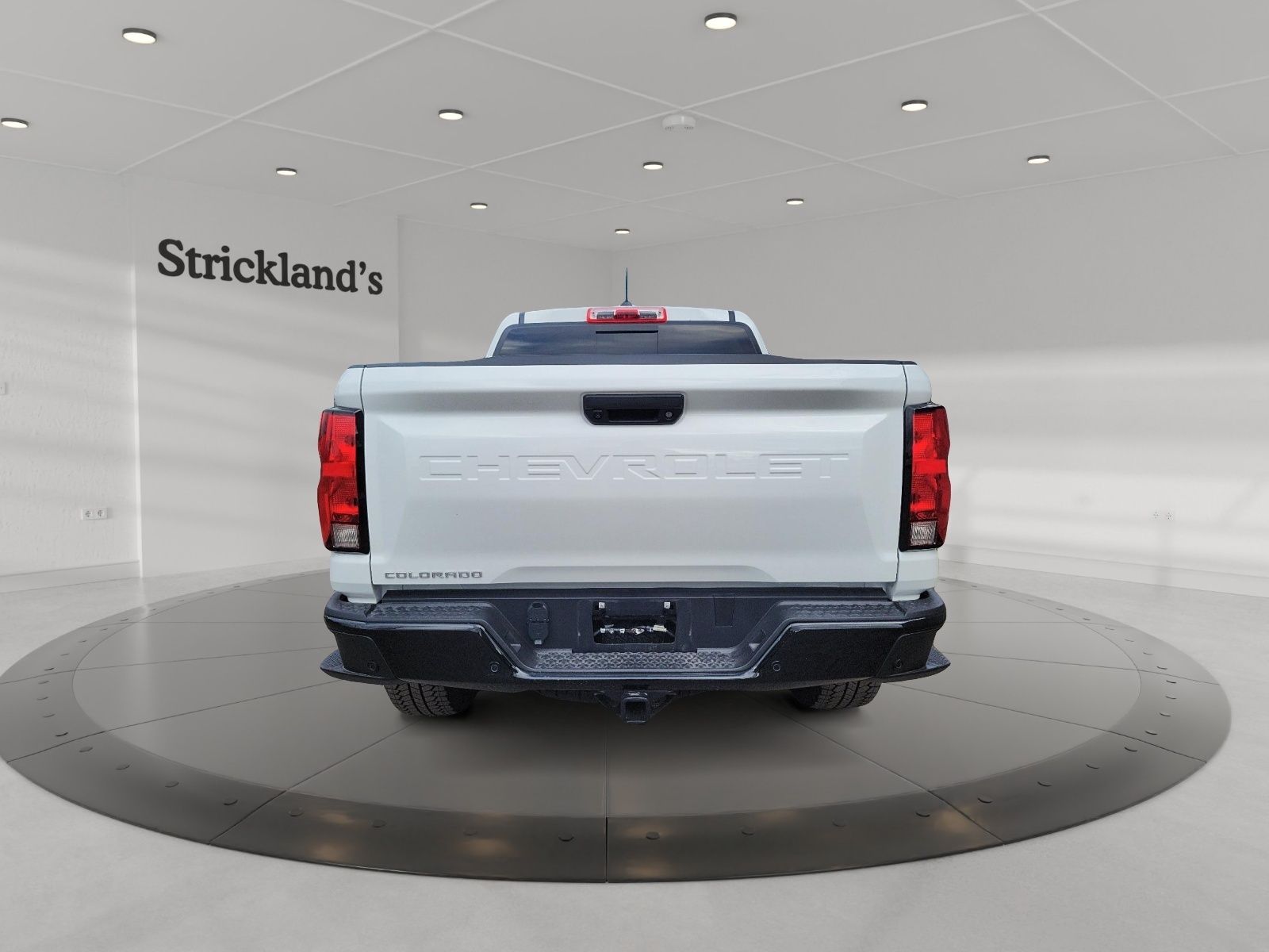 Photo 2026 Chevrolet Colorado Crew Cab Short Box 4-Wheel Drive Trail Boss #3