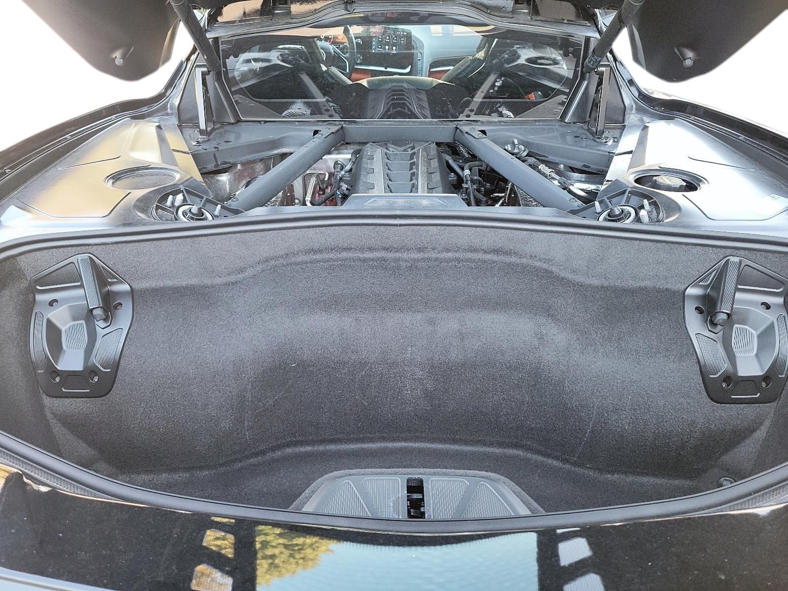 Photo 2025 Chevrolet Corvette Stingray Coupe 3LT #6