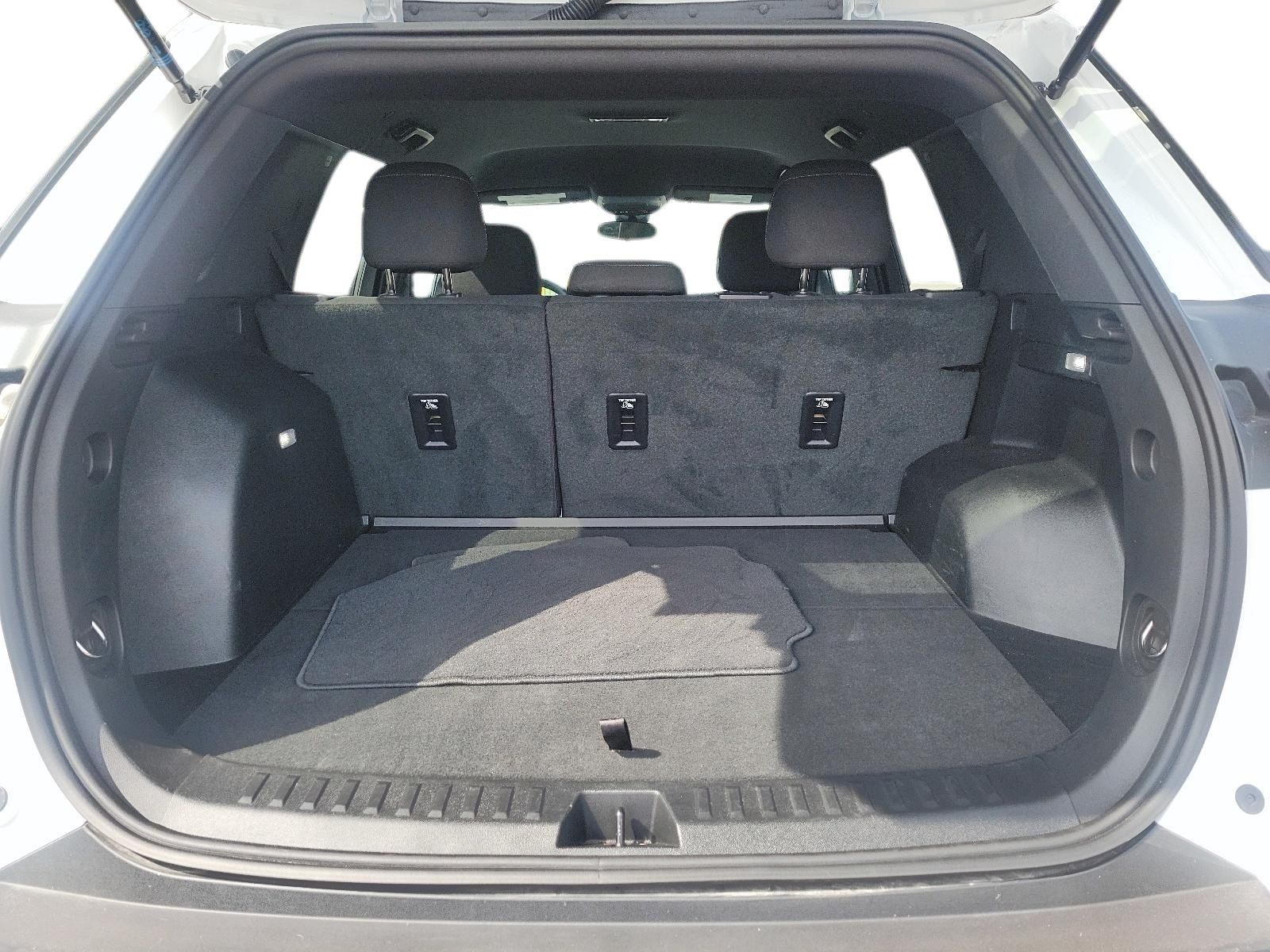 Photo 2026 Chevrolet Equinox AWD LT #6