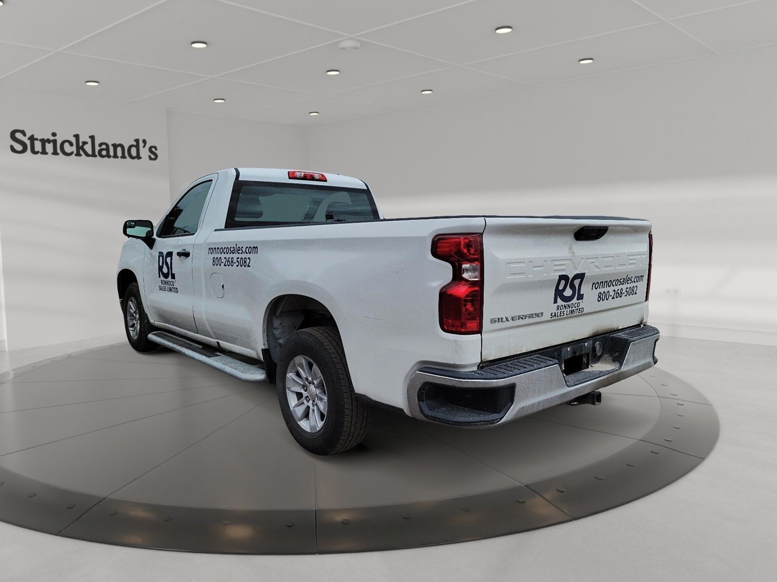 Photo 2023 Chevrolet Silverado 1500 Regular Cab 4x2 WT / Long Box #4