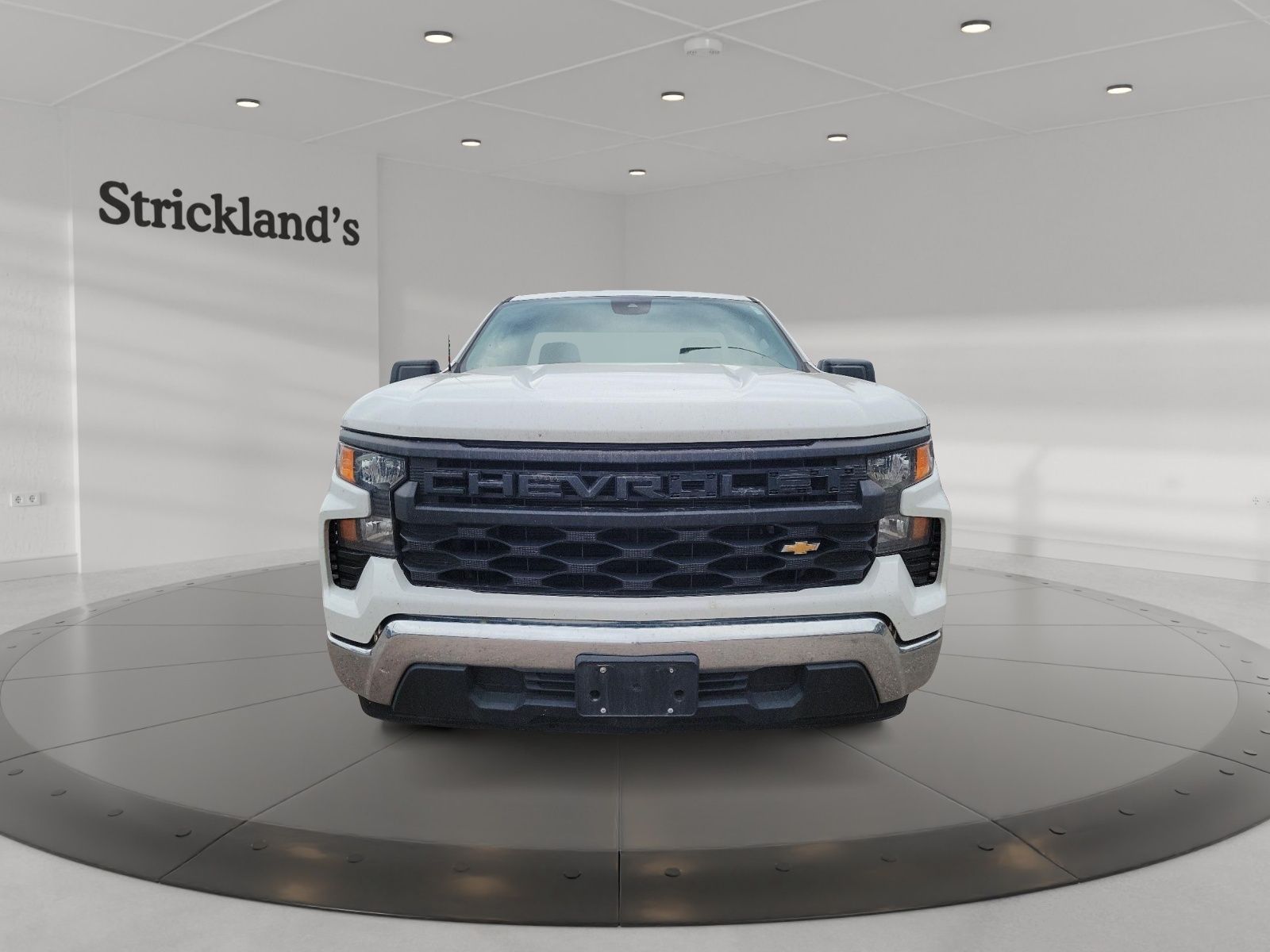 Photo 2023 Chevrolet Silverado 1500 Regular Cab 4x2 WT / Long Box #2