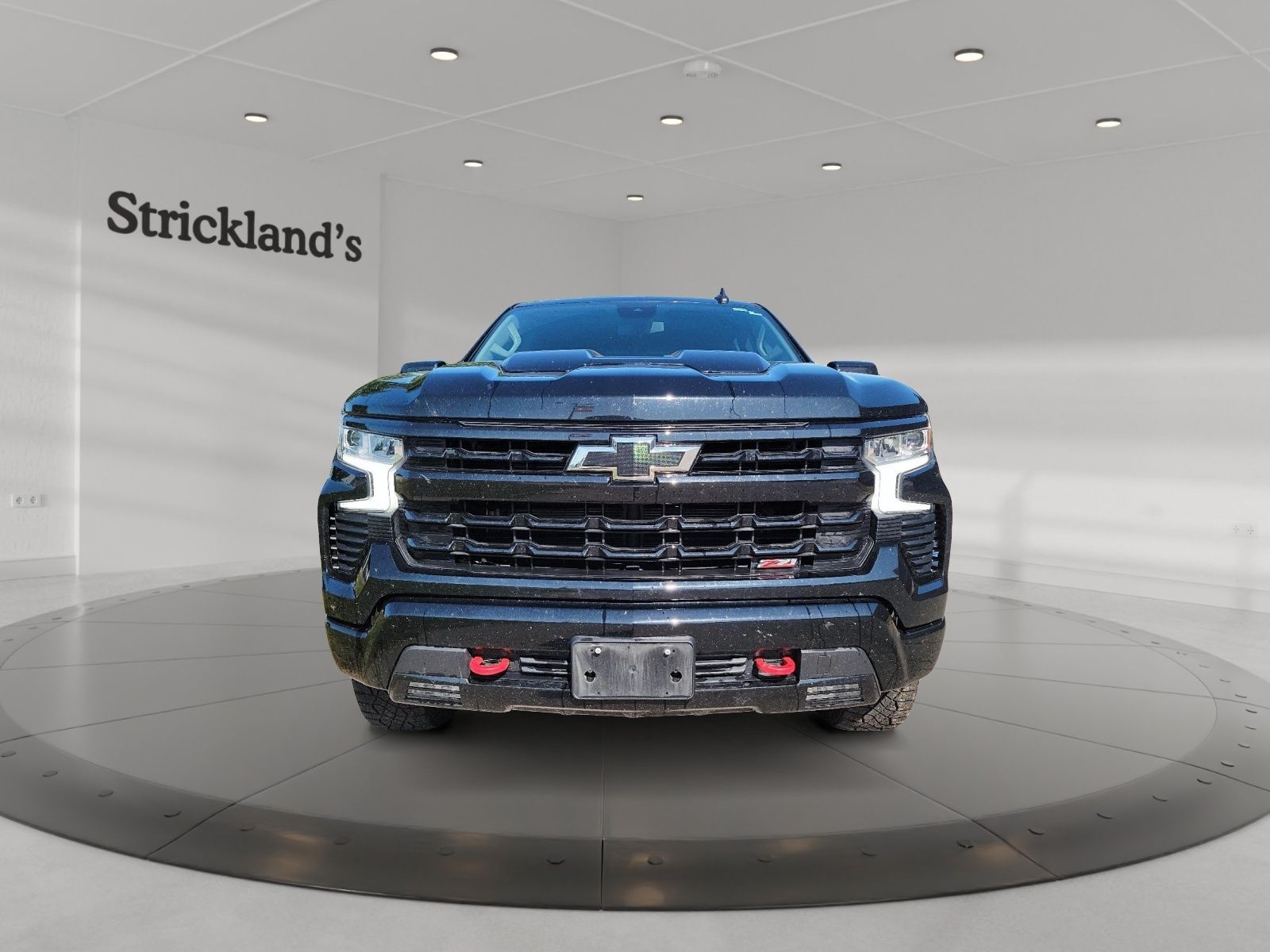 Photo 2024 Chevrolet Silverado 1500 Crew Cab Short Box 4-Wheel Drive LT Trail Boss #2