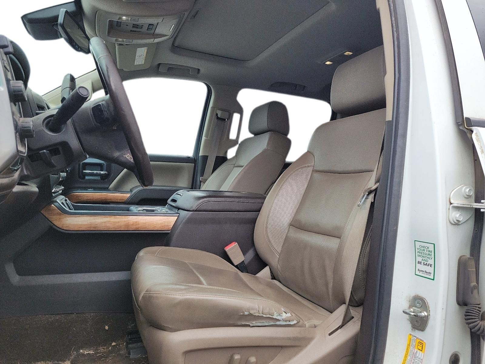 Photo 2015 Chevrolet Silverado 3500 Crew 4x4 LTZ / SRW #8