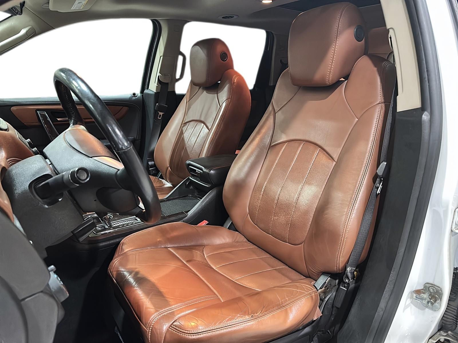 Photo 2017 Chevrolet Traverse AWD Premier #8