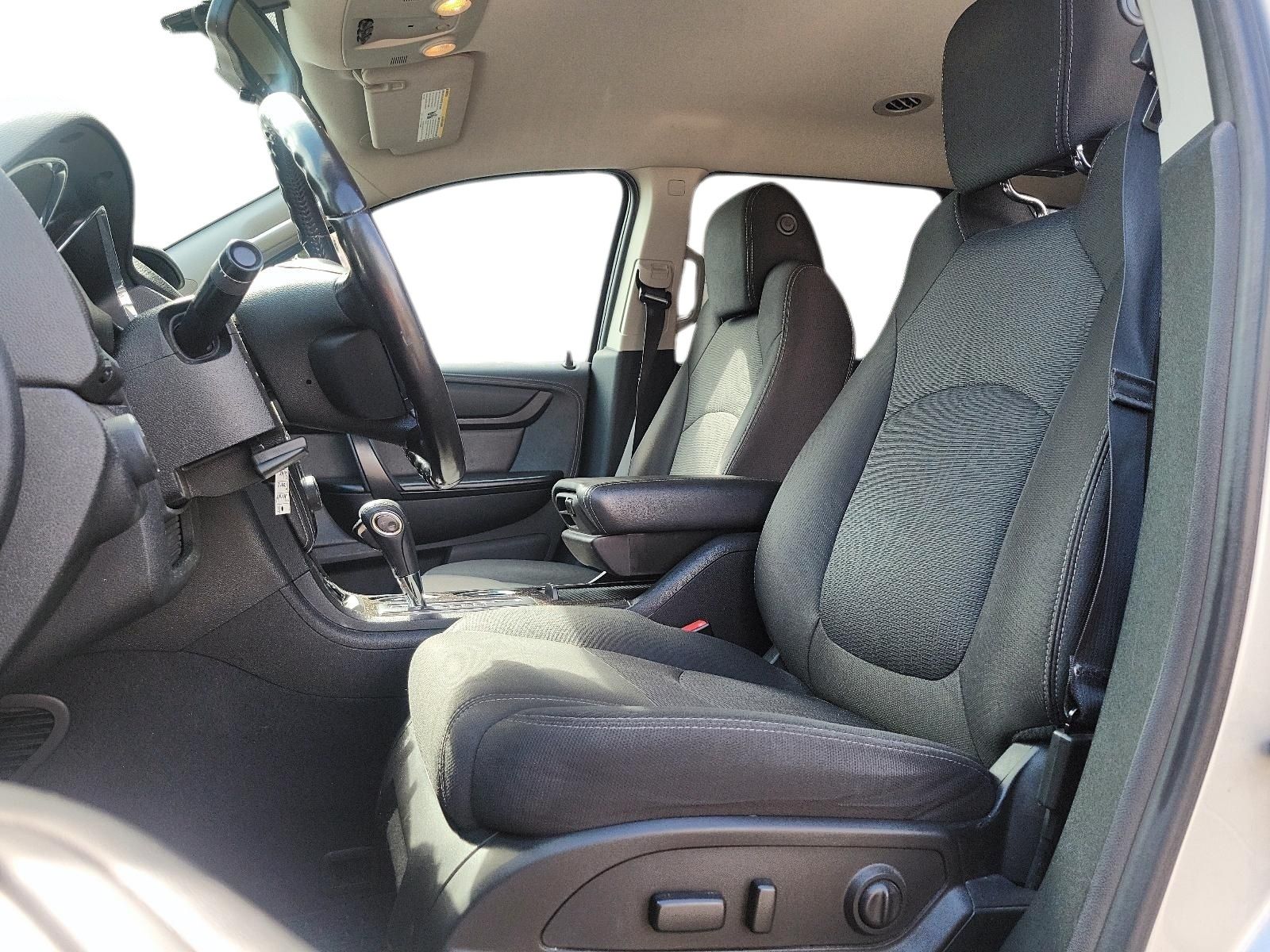 Photo 2017 Chevrolet Traverse FWD 1LT #8