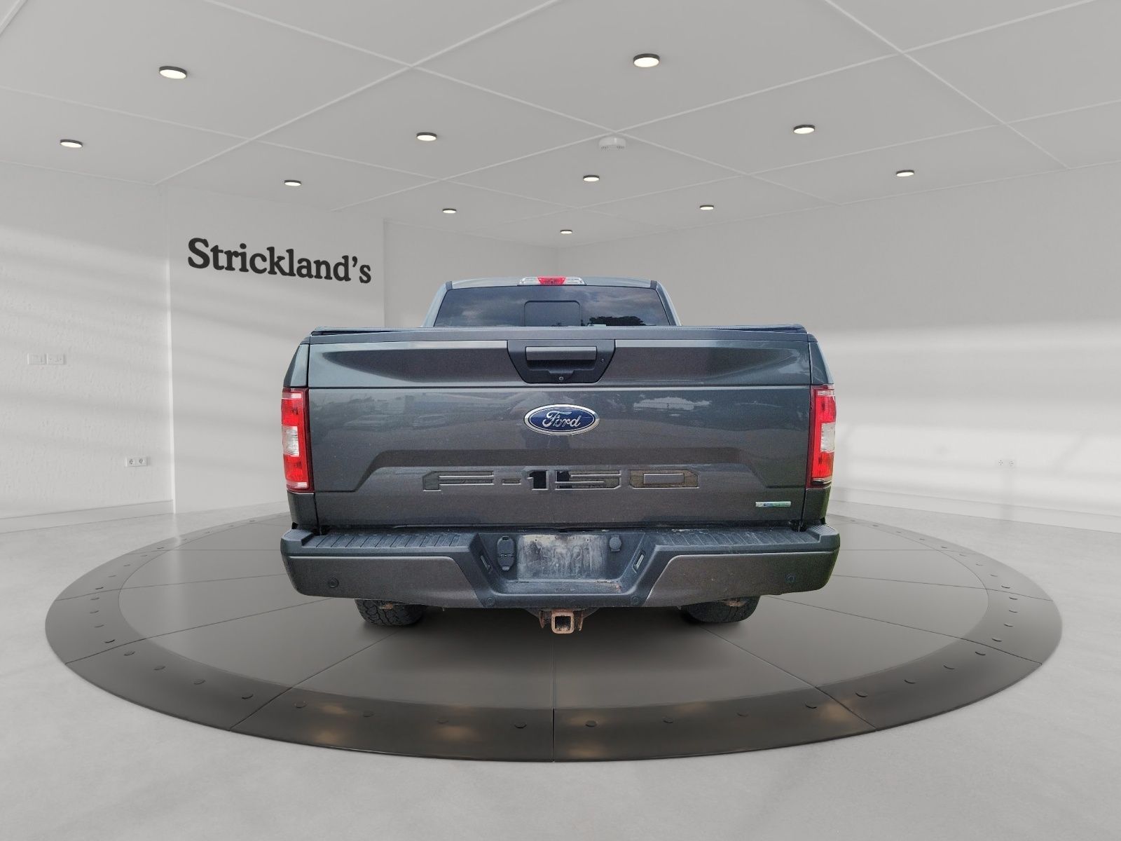 Photo 2018 Ford F150 4x4 - Supercrew XL - 145 WB W / 995/44g #3