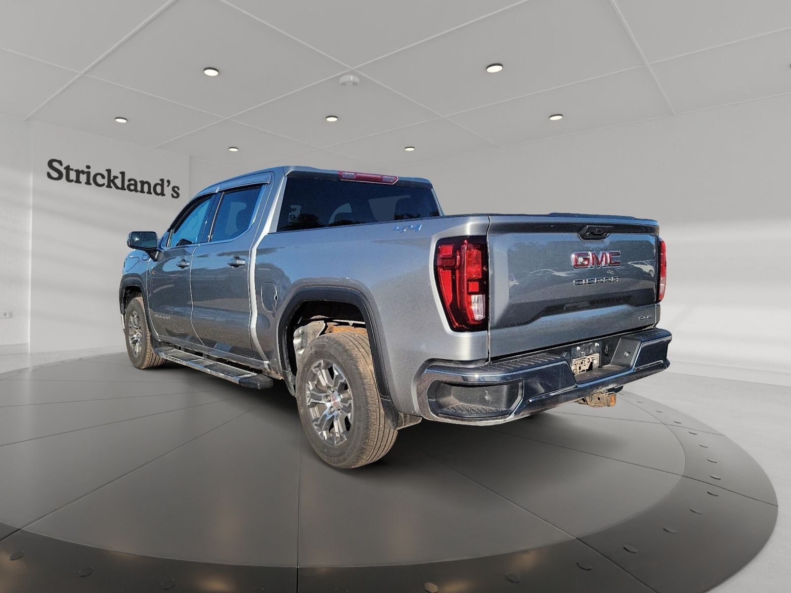 Photo 2024 GMC Sierra 1500 Crew Cab Short Box 4-Wheel Drive SLE #4