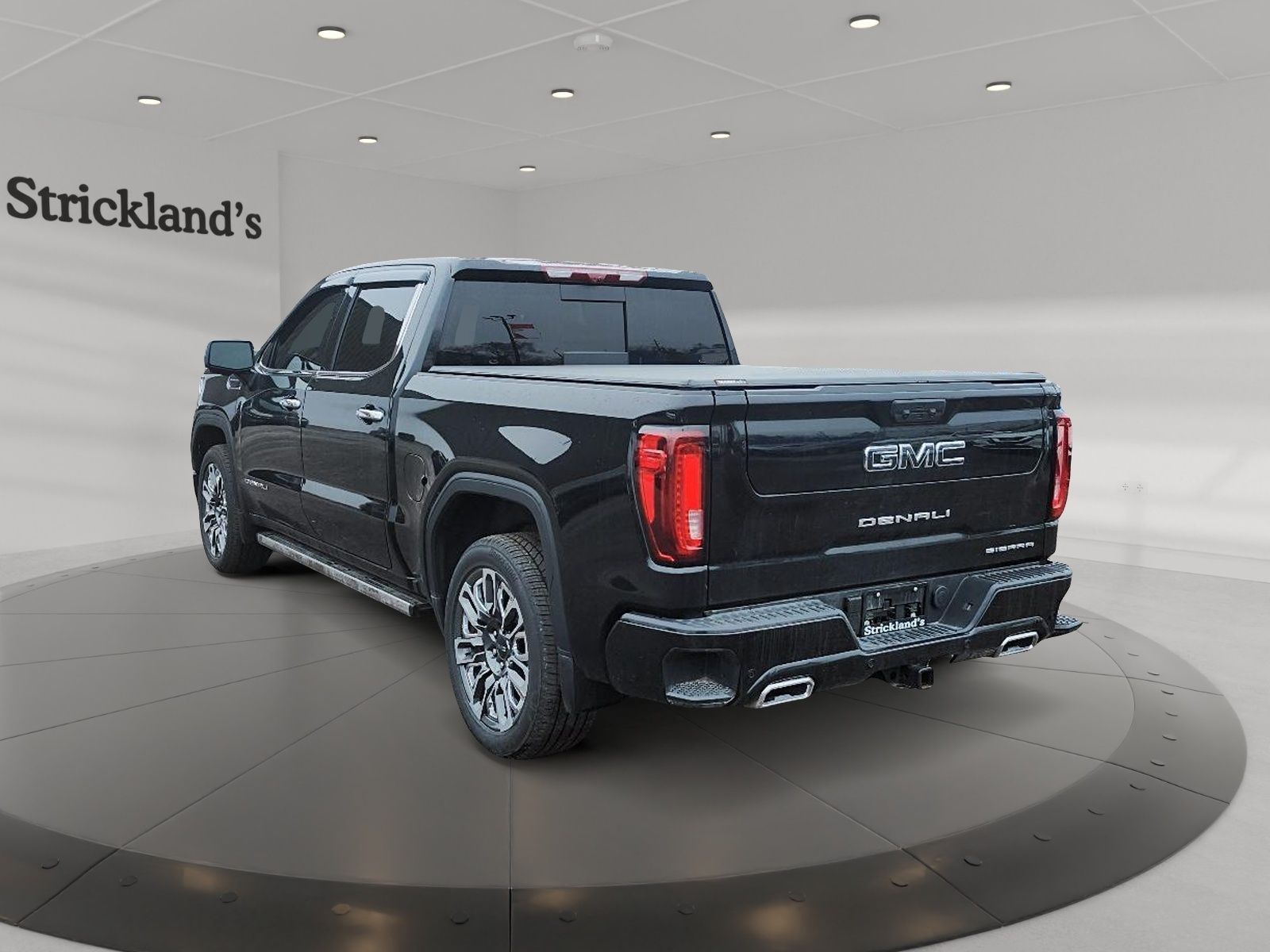 Photo 2026 GMC Sierra 1500 Crew Cab Short Box 4-Wheel Drive Denali Ultimate #4