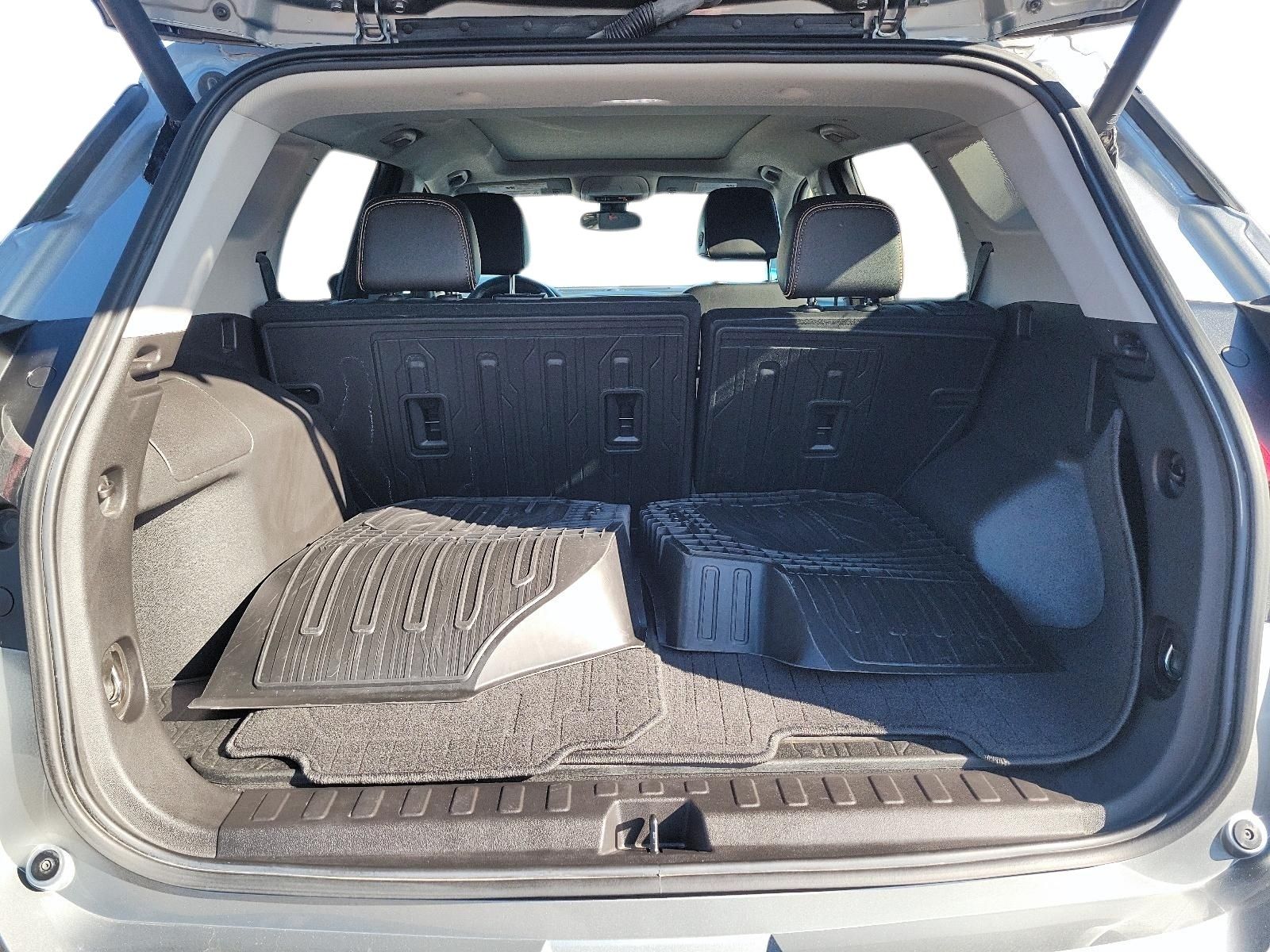 Photo 2024 GMC Terrain AWD AT4 #6