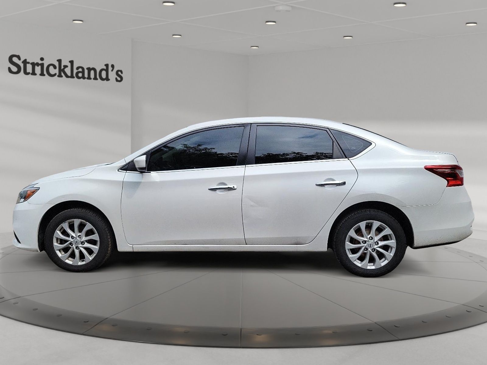 Photo 2019 Nissan Sentra 1.8 SV CVT (2) #5