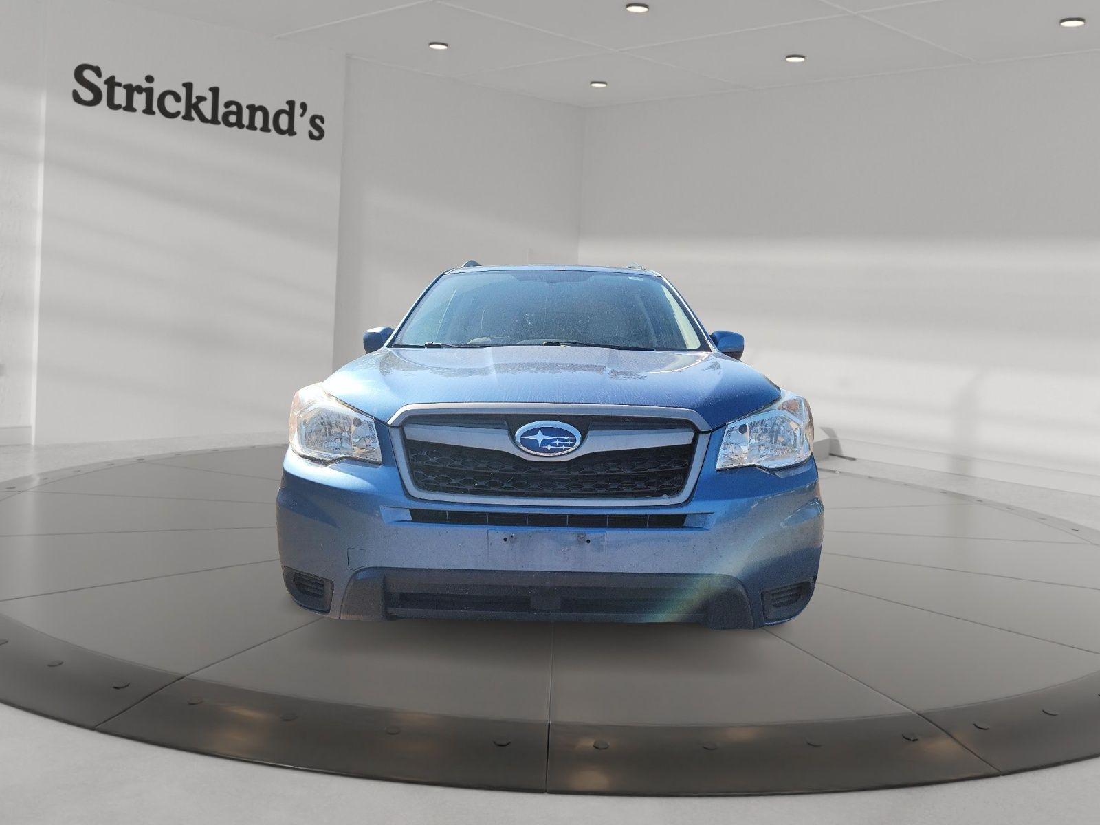 Photo 2016 Subaru Forester 2.5i at #2