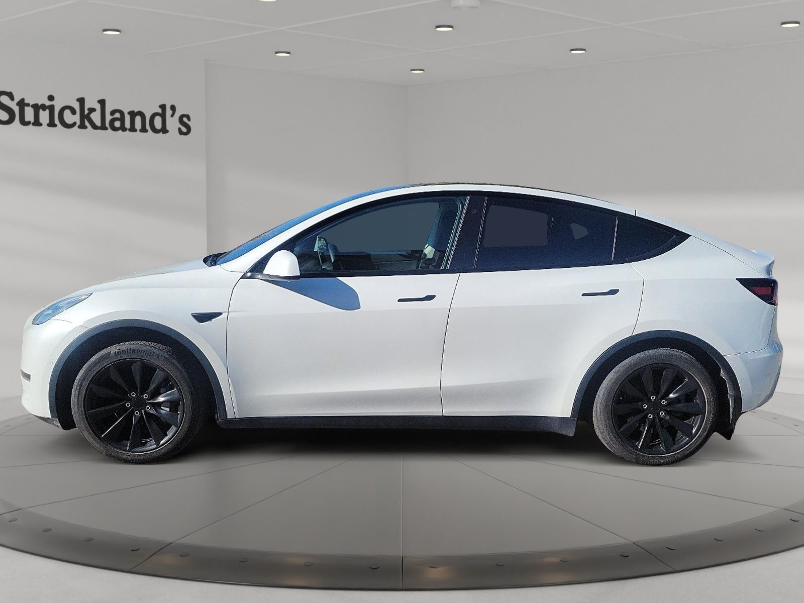 Photo 2021 Tesla Model Y Standard Range #5
