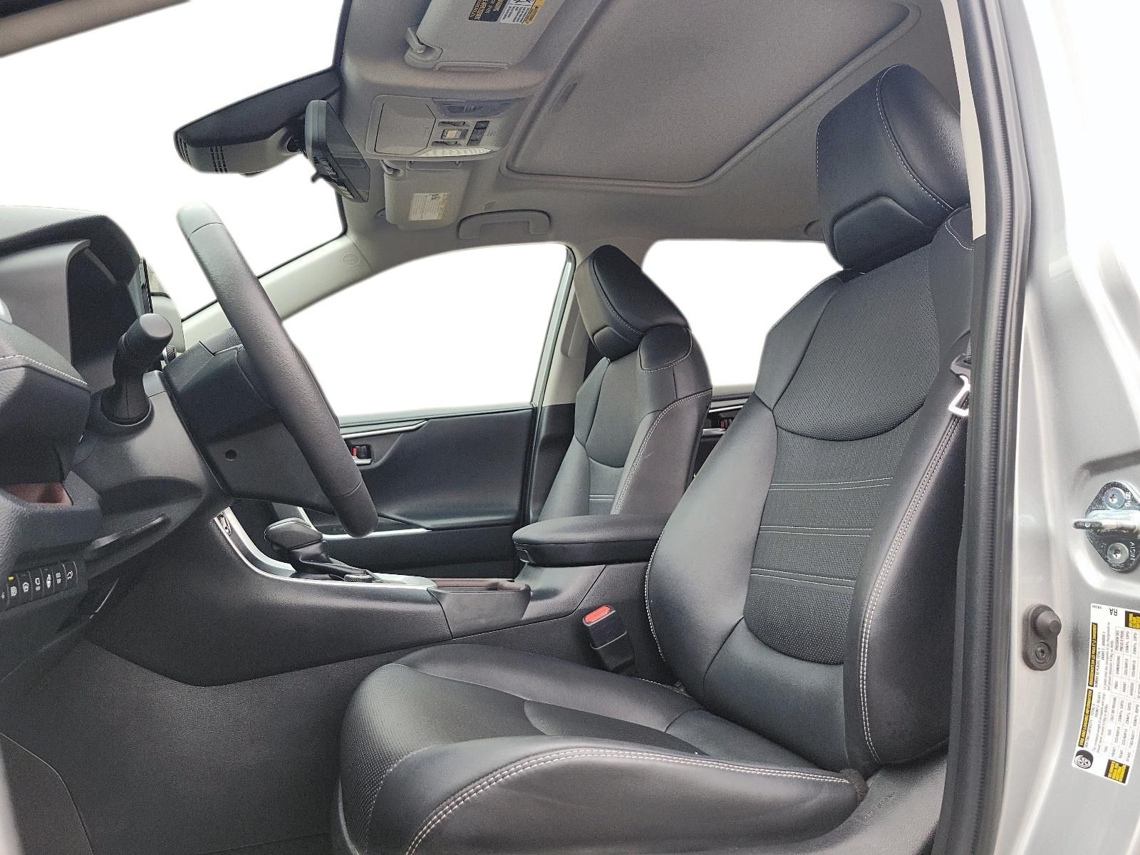 Photo 2023 Toyota RAV4 Hybrid Limited AWD #8