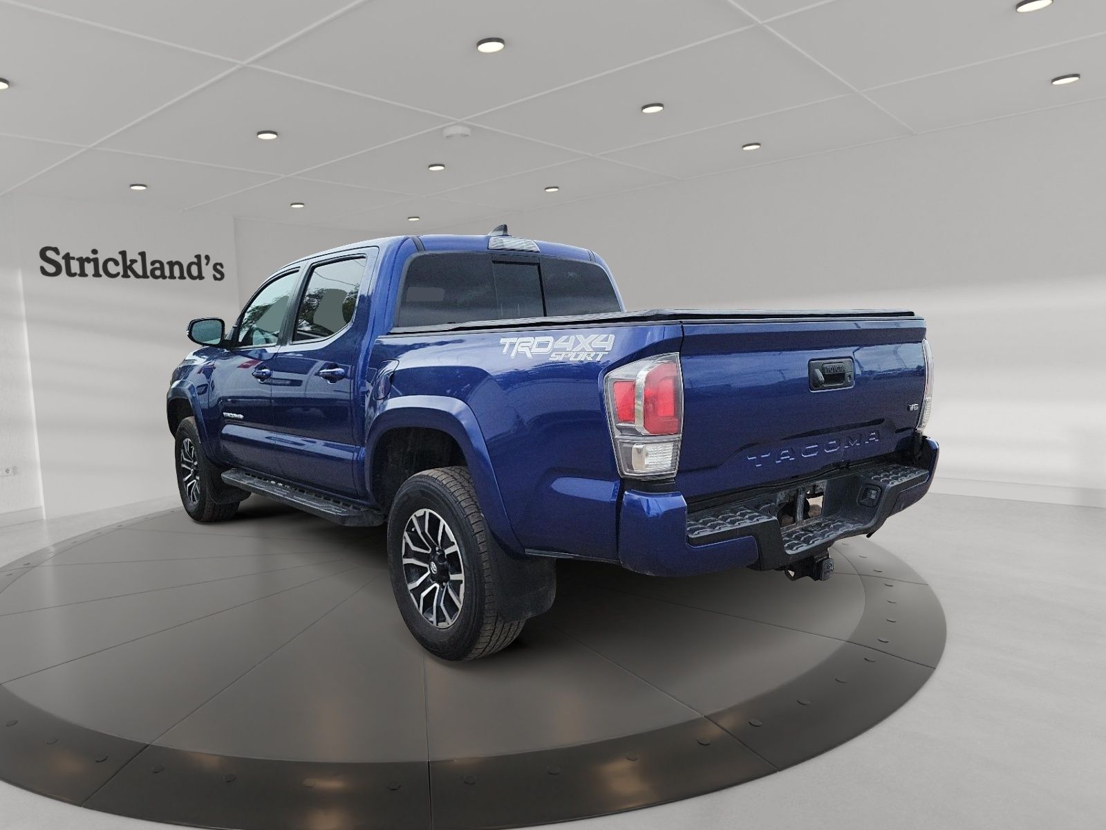 Photo 2023 Toyota Tacoma 4X4 Double Cab 6M SB #4