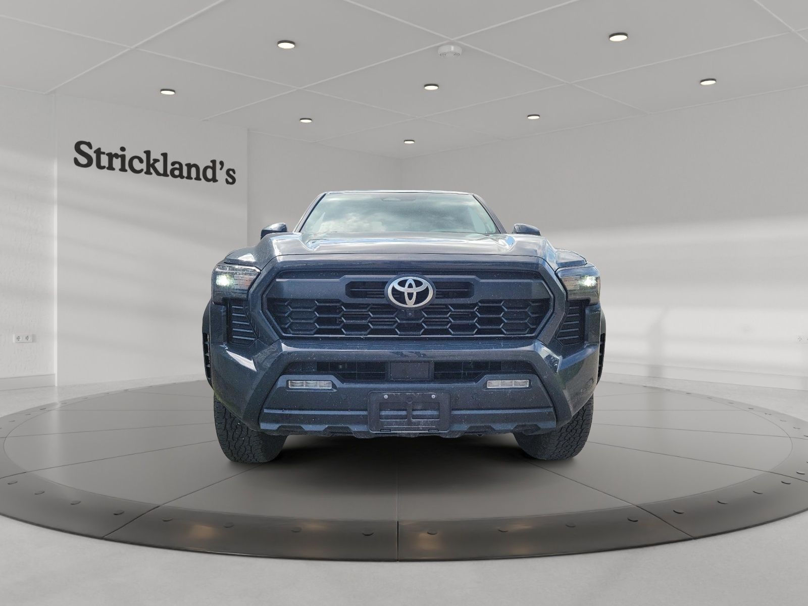 Photo 2025 Toyota Tacoma 4X4 Tacoma Double Cab AT #2