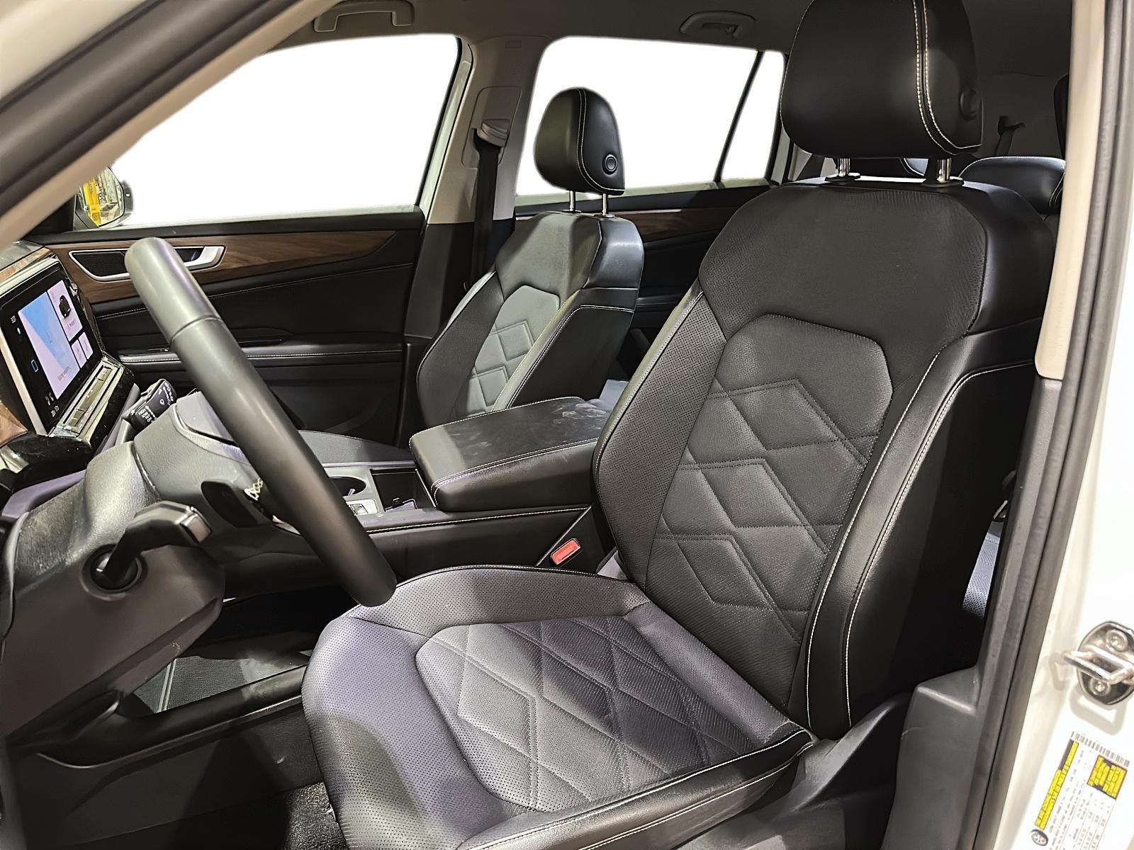 Photo 2024 Volkswagen Atlas Comfortline 2.0 TSI 4MOTION #8