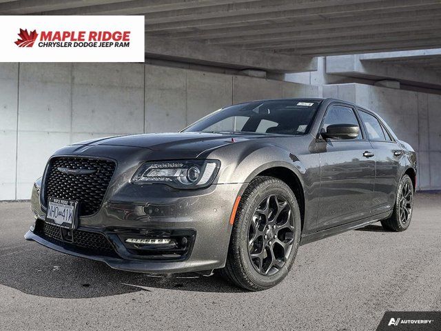 Chrysler 300  2022