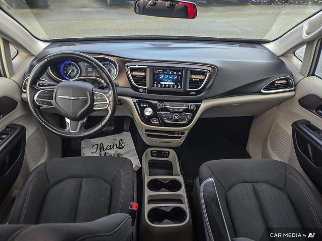 Chrysler Pacifica  2019