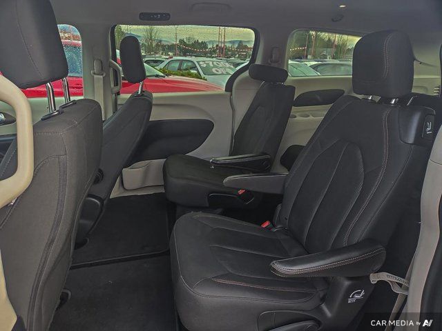 Chrysler Pacifica  2019