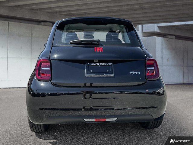 Fiat 500e  2024