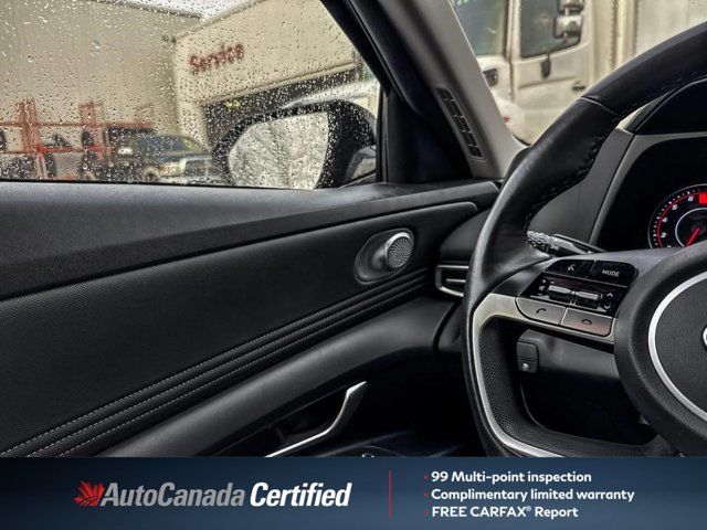 Hyundai Elantra  2023