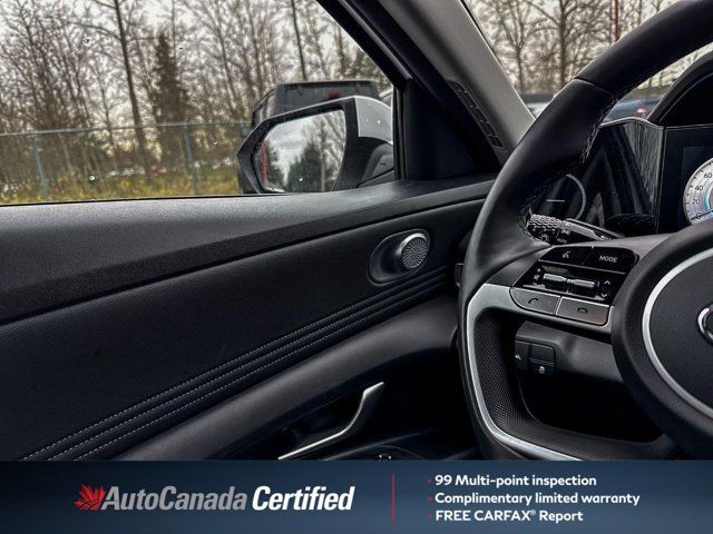 Hyundai Elantra  2023