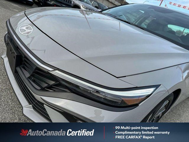 Hyundai Elantra  2024