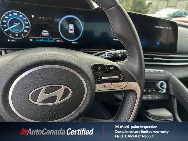 Hyundai Elantra  2024