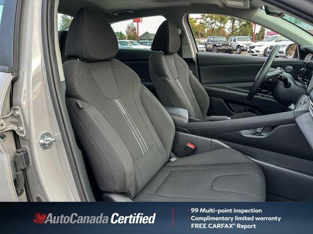 Hyundai Elantra  2024