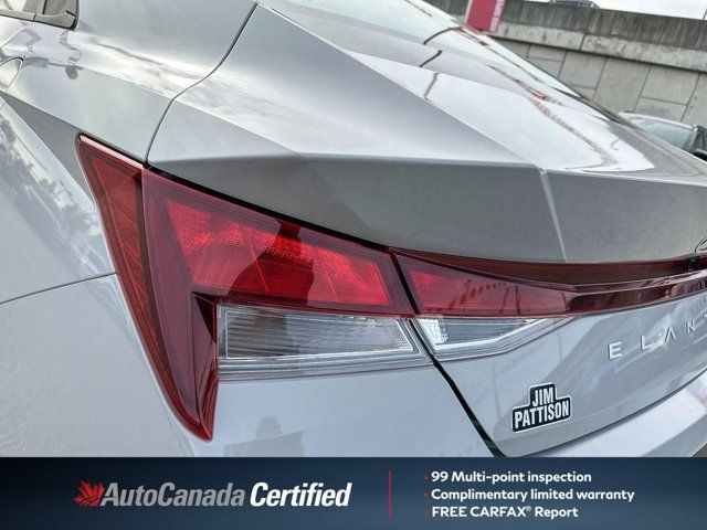 Hyundai Elantra  2024