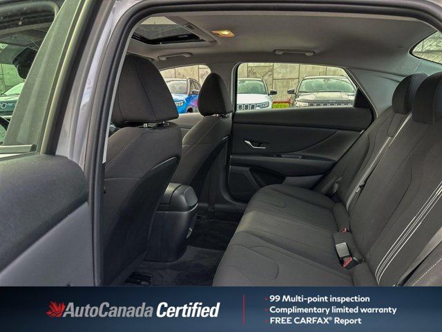 Hyundai Elantra  2024