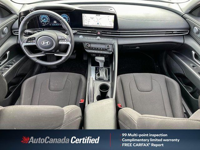 Hyundai Elantra  2024