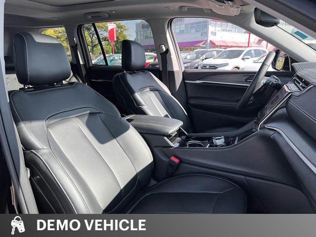 Jeep Grand Cherokee  2022