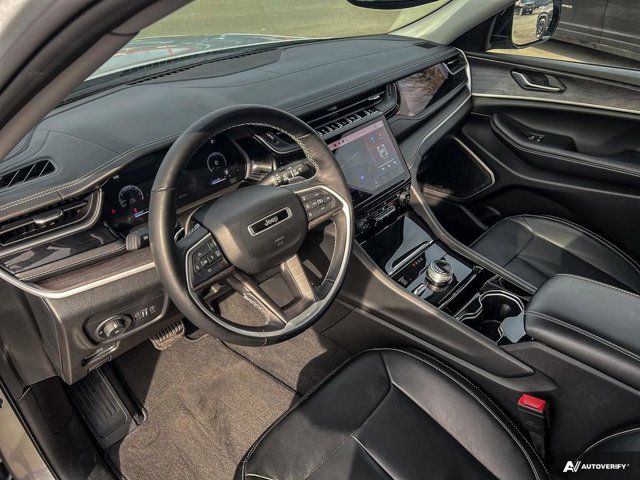 Jeep Grand Cherokee  2022