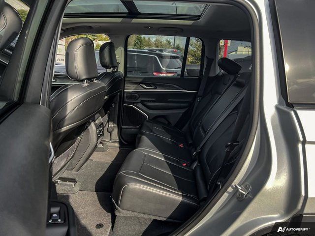 Jeep Grand Cherokee  2022