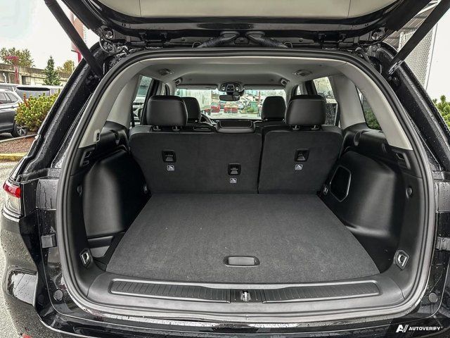 Jeep Grand Cherokee  2023