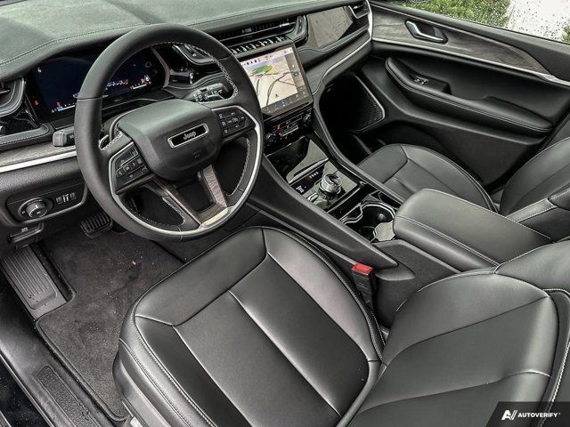 Jeep Grand Cherokee  2023