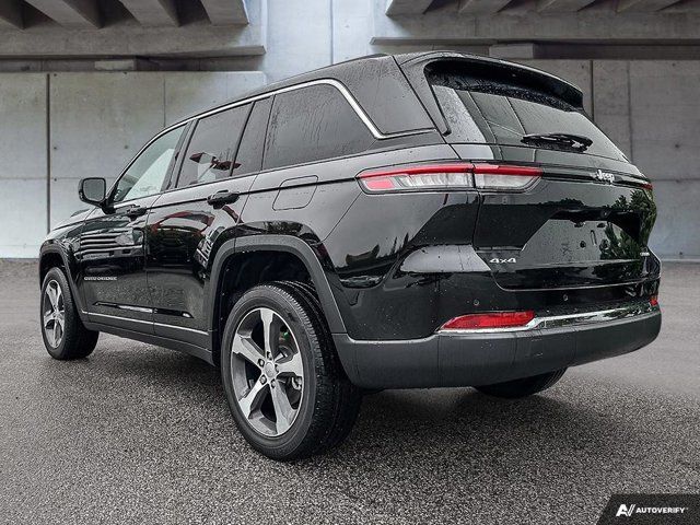 Jeep Grand Cherokee  2023