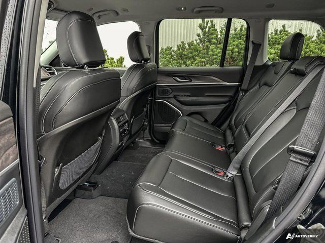 Jeep Grand Cherokee  2023