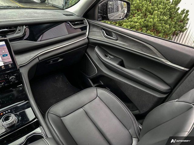 Jeep Grand Cherokee  2023