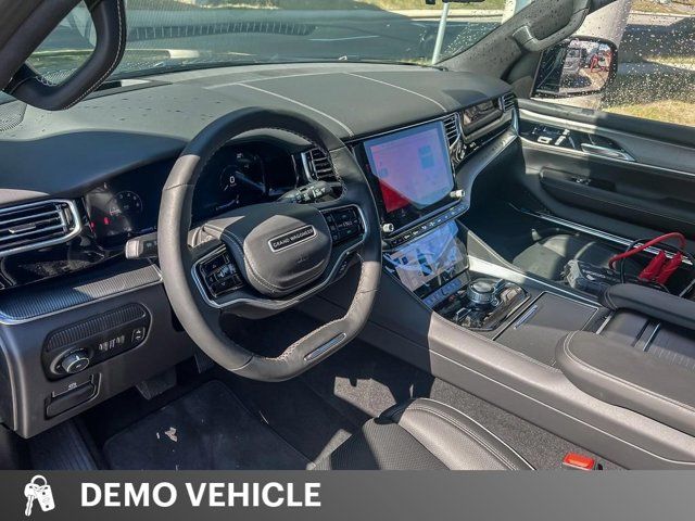 Jeep Grand Wagoneer  2023