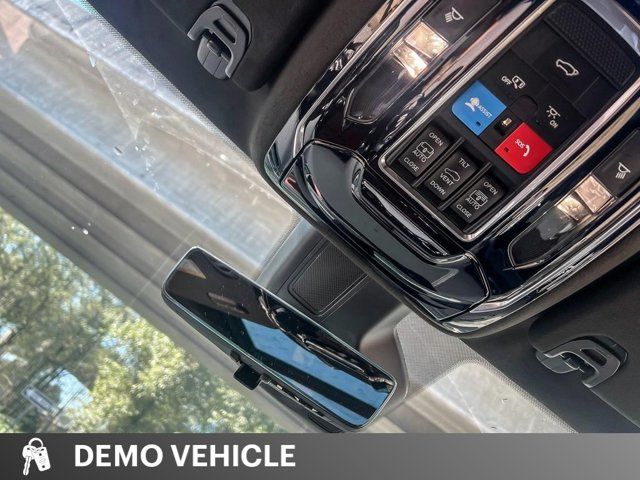 Jeep Grand Wagoneer  2023