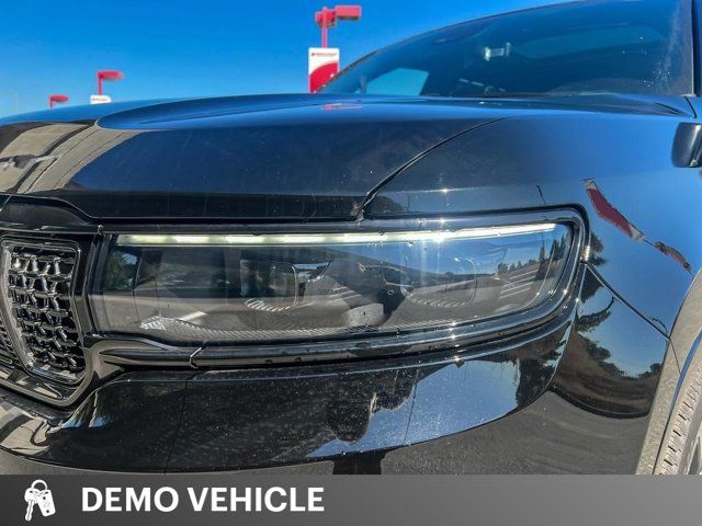 Jeep Grand Wagoneer  2023