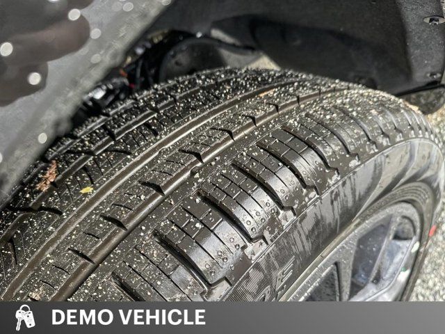 Jeep Grand Wagoneer  2023