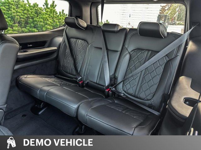 Jeep Grand Wagoneer  2023