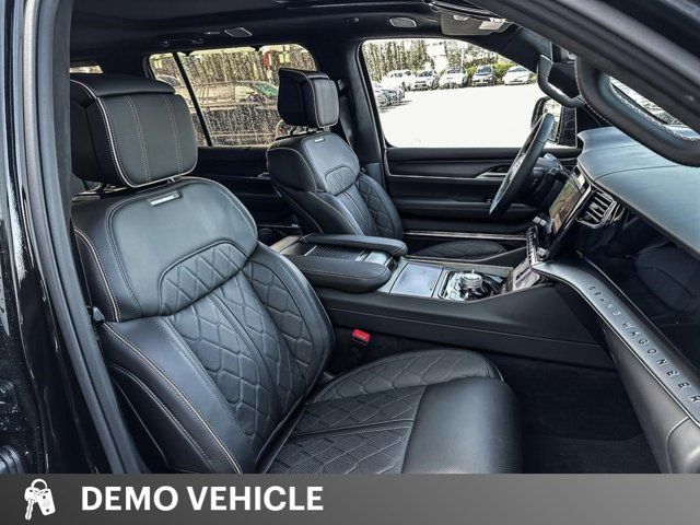 Jeep Grand Wagoneer  2023