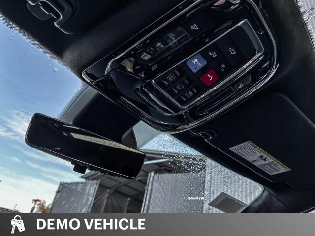 Jeep Grand Wagoneer  2023