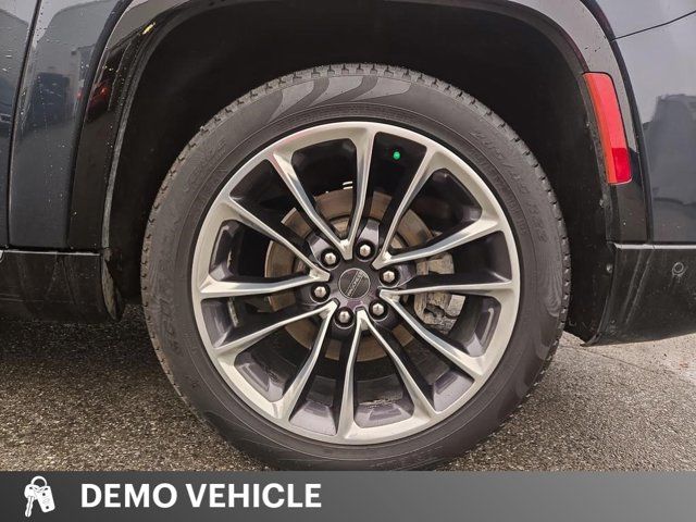 2023 Jeep Wagoneer L