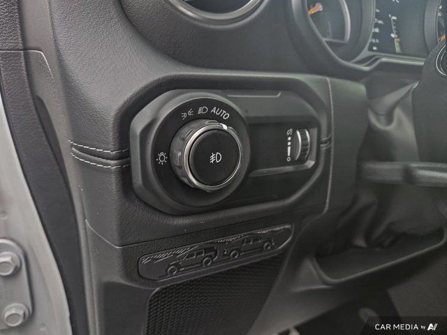 Jeep Wrangler 4-Door  2024